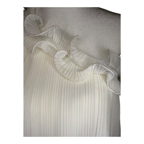 LUSH Ivory One Shoulder Ruffle Tiered Pleated Blouse Top Size Small NWT - Picture 8 of 8